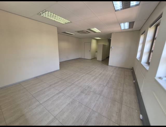60M² OFFICE TO LET IN RIVONIA